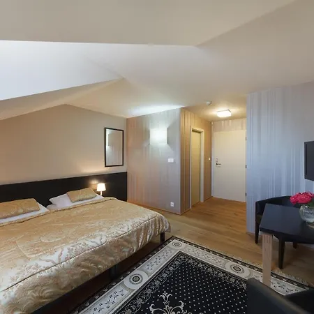 Panstvi 3* Dlouhá Lhota