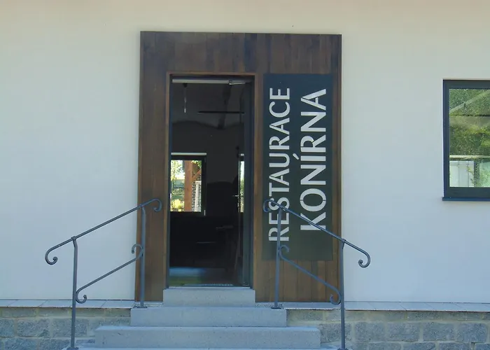 Panství Hotel Dlouhá Lhota