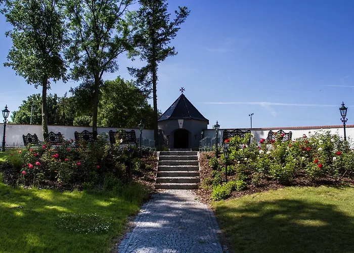 Panství Hotel Dlouhá Lhota